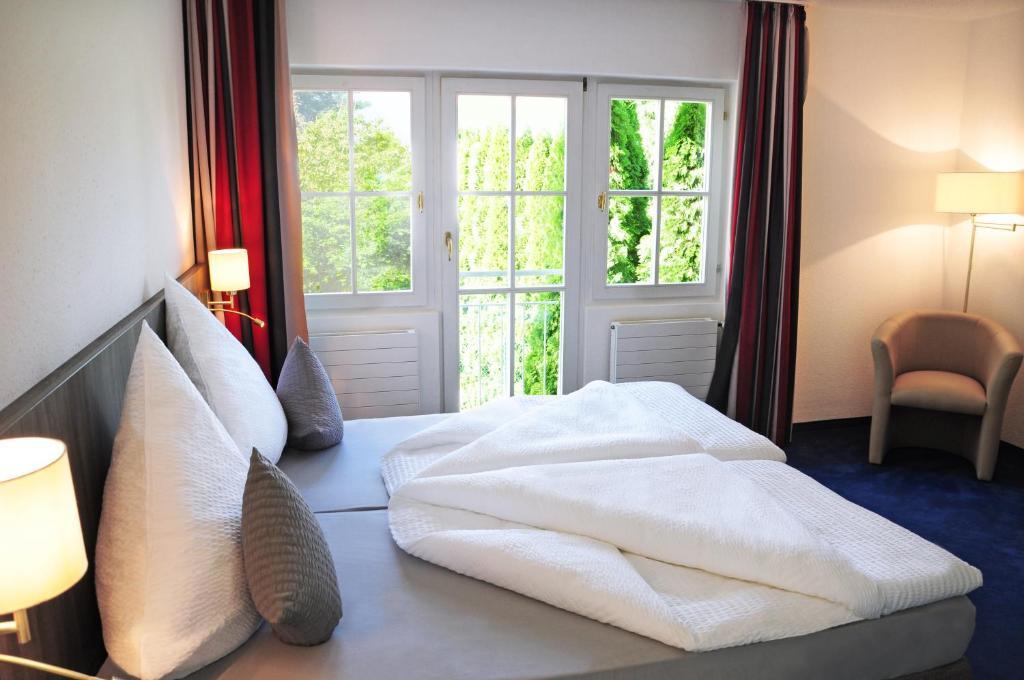 Hotel Krone Ueberlingen Am Ried Зінген Екстер'єр фото