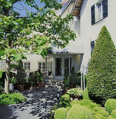 Hotel Krone Ueberlingen Am Ried Зінген Екстер'єр фото